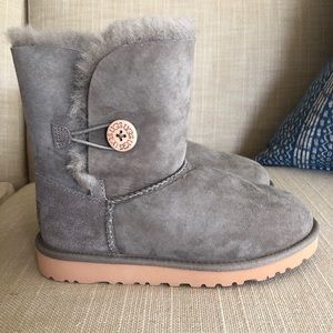 NWT Bailey Kids UGG Boots